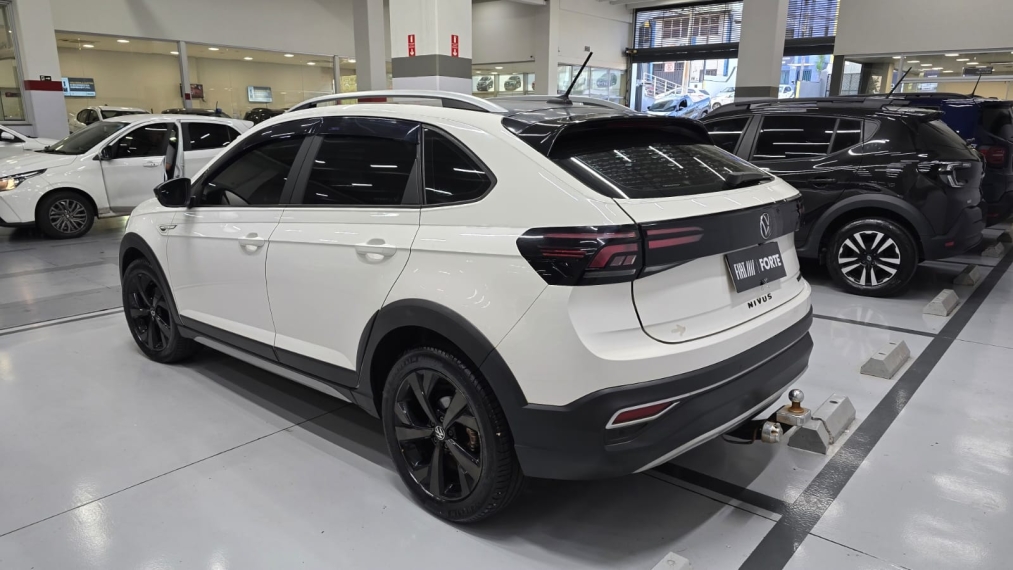 volkswagen nivus 1.0 200 tsi total flex highline automatico 4p 202215
