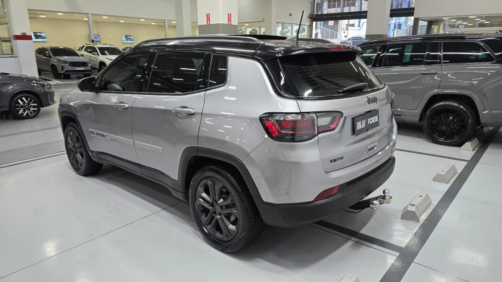 jeep compass 1.3 t270 turbo flex longitude at6 4p automatico 202416