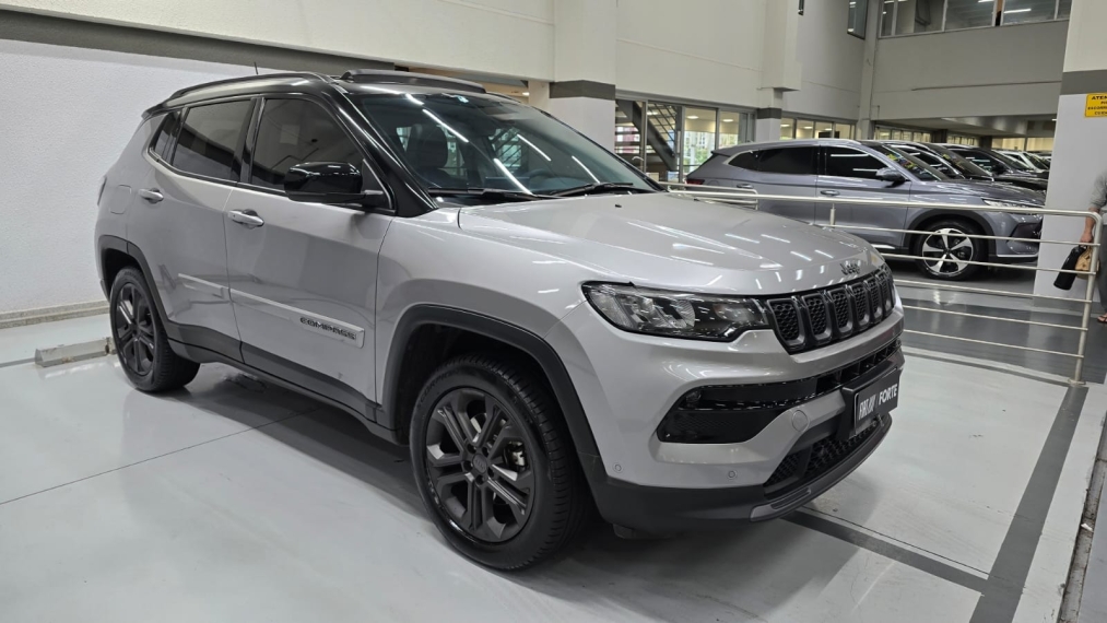 jeep compass 1.3 t270 turbo flex longitude at6 4p automatico 20243