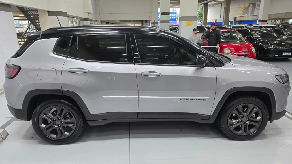 jeep compass 1.3 t270 turbo flex longitude at6 4p automatico 20244