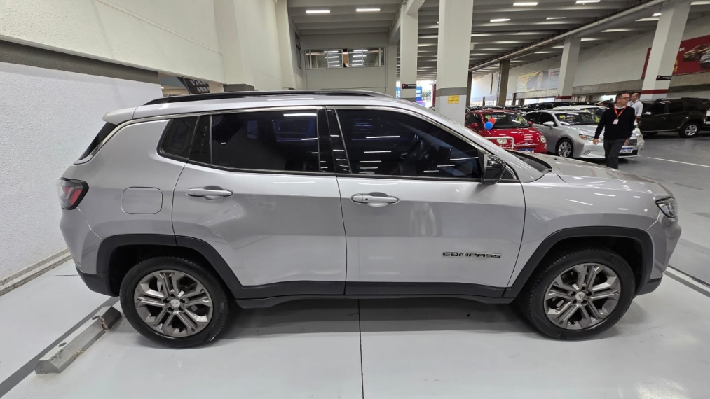 jeep compass 1.3 t270 turbo flex longitude at6 4p automatico 20244