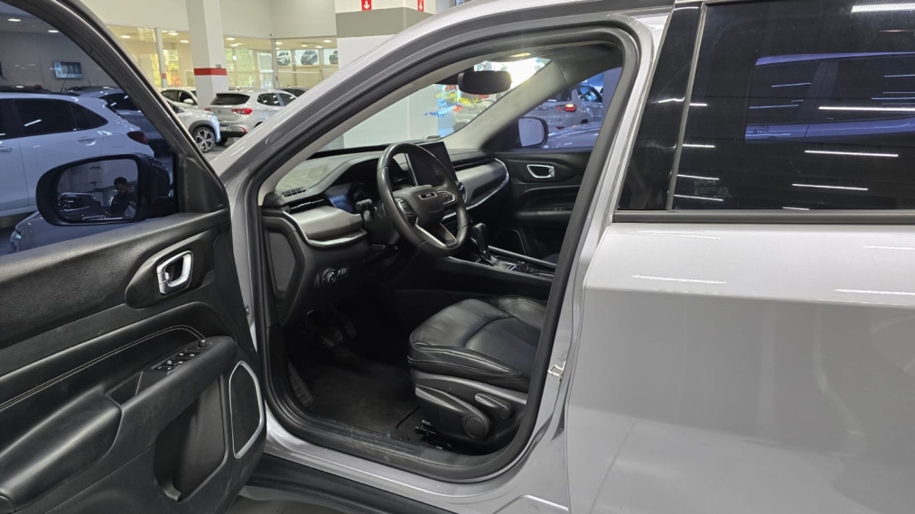 jeep compass 1.3 t270 turbo flex longitude at6 4p automatico 20246