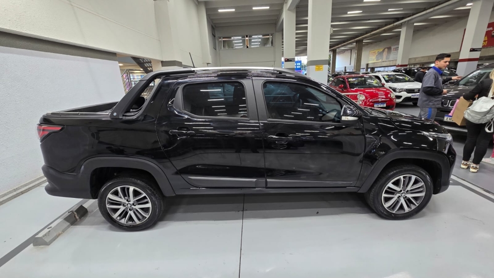 fiat strada 1.3 firefly flex volcano cd cvt 4p automatico 20254