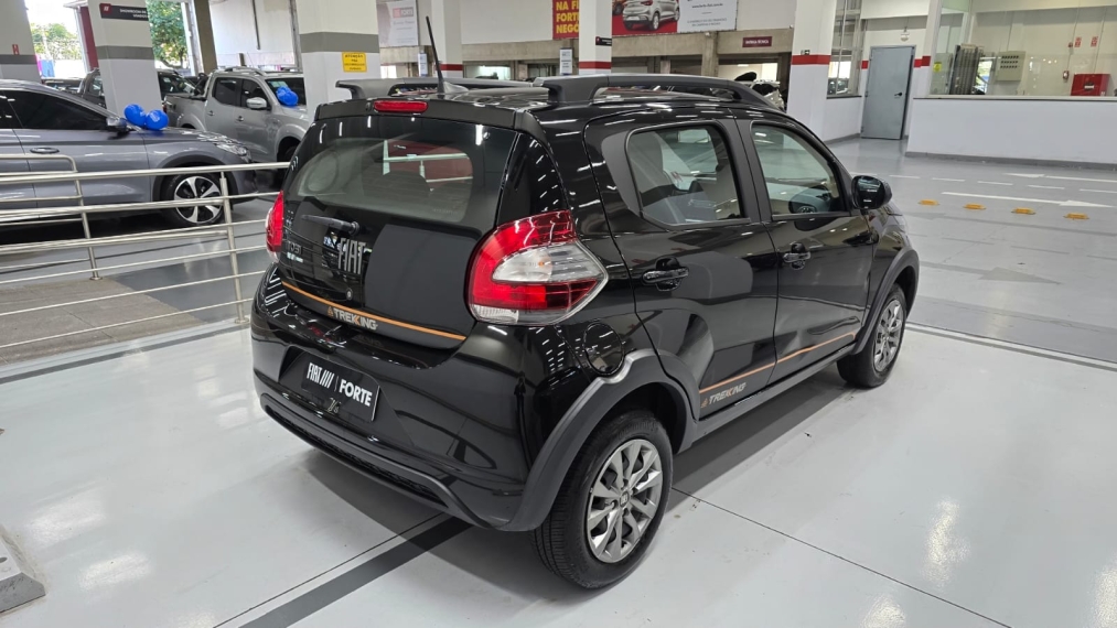 fiat mobi 1.0 evo flex trekking manual 4p 202413