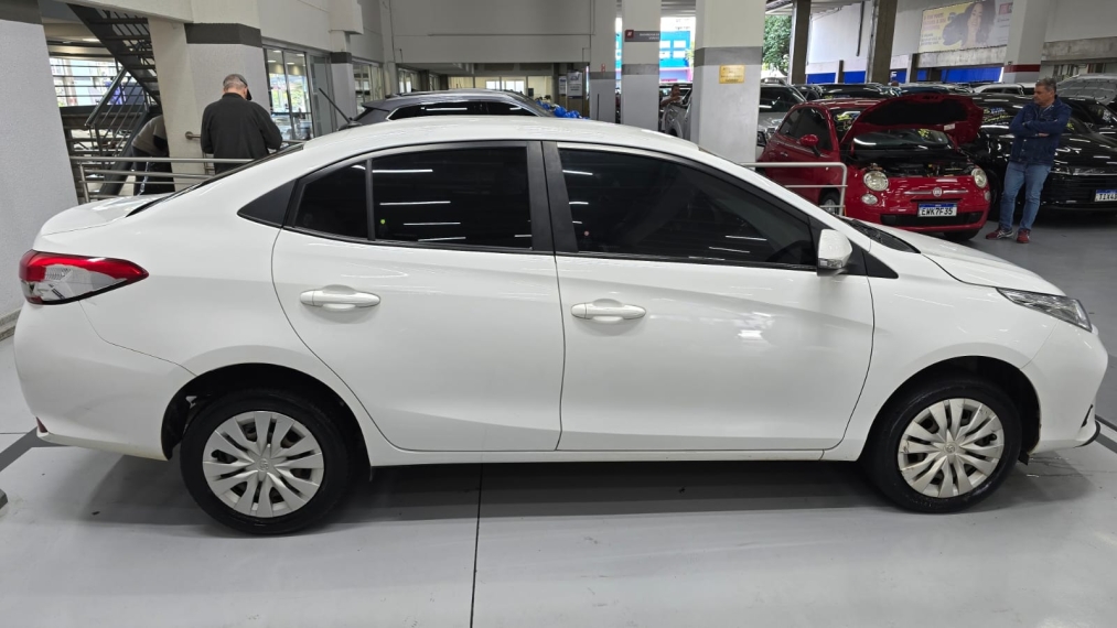 toyota yaris 1.5 16v flex sedan xl live multidrive 4p automatico 20234