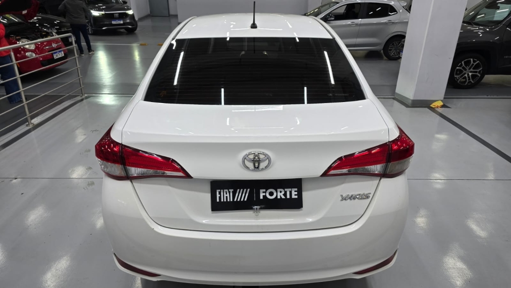 toyota yaris 1.5 16v flex sedan xl live multidrive 4p automatico 202313