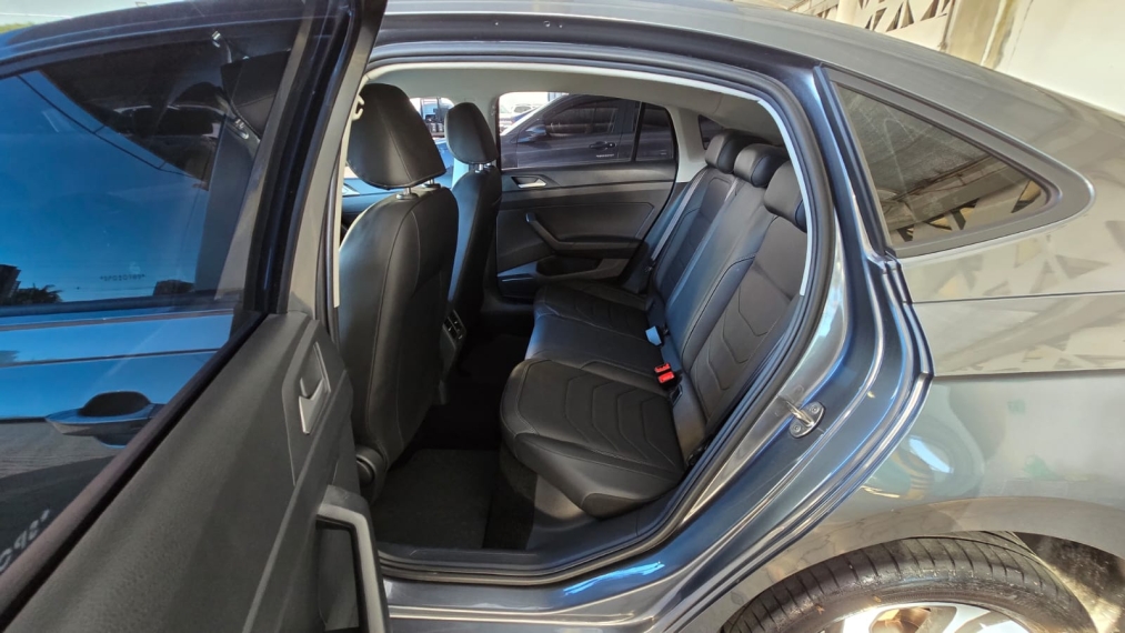 volkswagen virtus 1.0 200 tsi comfortline automatico flex 4p 202512