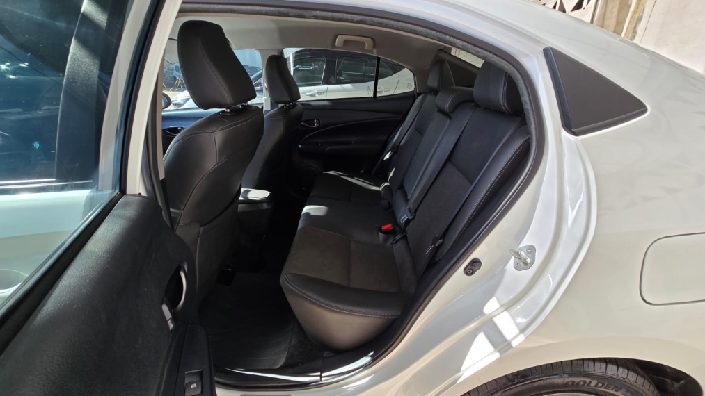 toyota yaris 1.5 16v flex sedan xs connect multidrive 4p automatico 202312