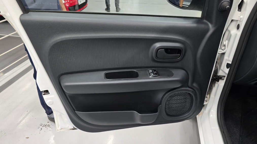 fiat mobi 1.0 evo flex like. manual 4p 20259