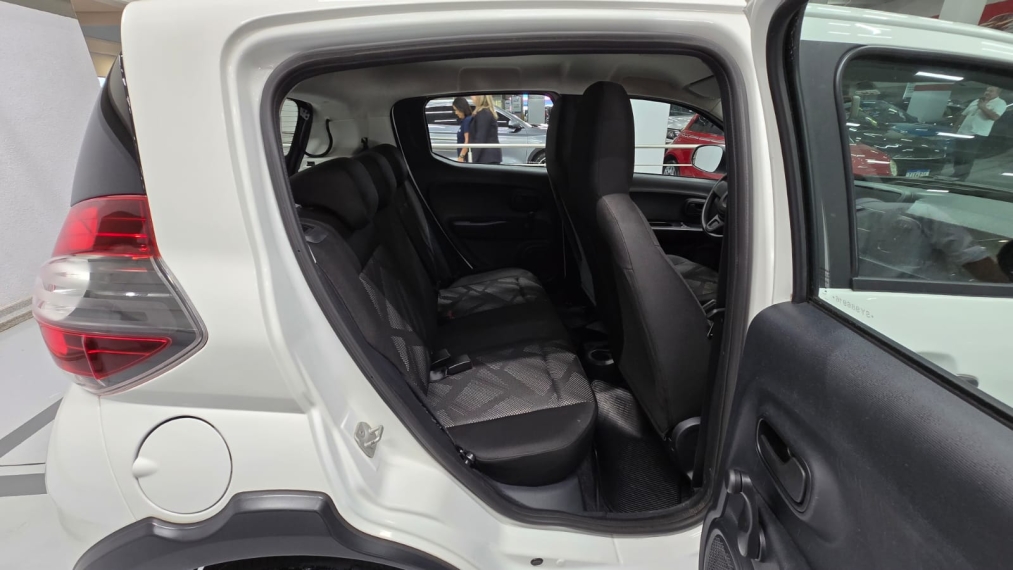 fiat mobi 1.0 evo flex like. manual 4p 202511