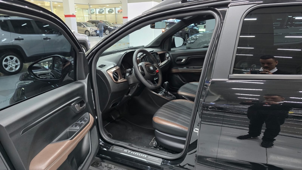 fiat strada 1.0 turbo 200 flex ranch cd cvt 4p automatico 20246