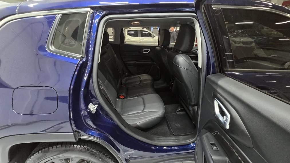 jeep compass 1.3 t270 turbo flex longitude at6 4p automatico 202311