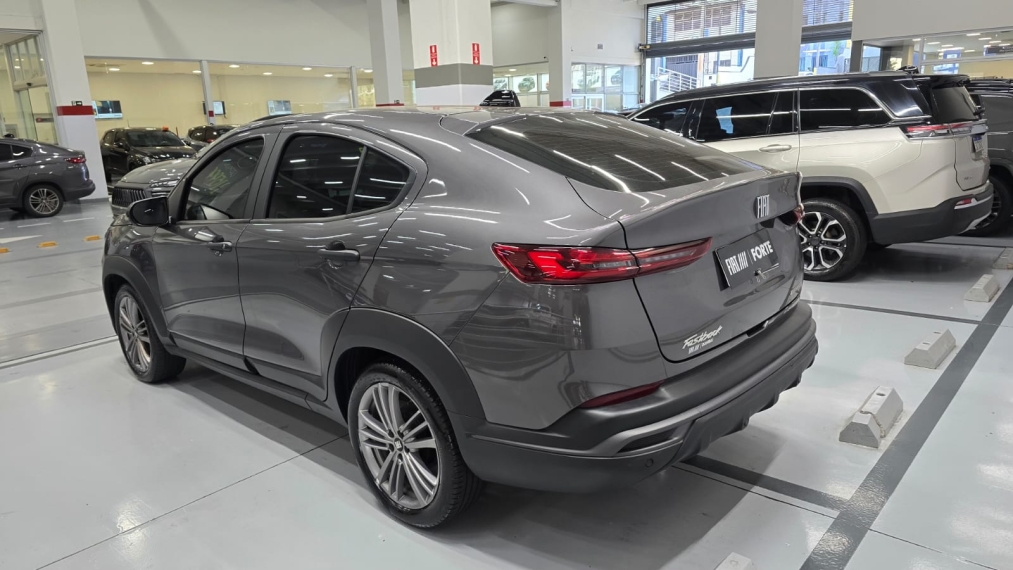 fiat fastback 1.0 turbo 200 flex cvt 4p automatico 202615