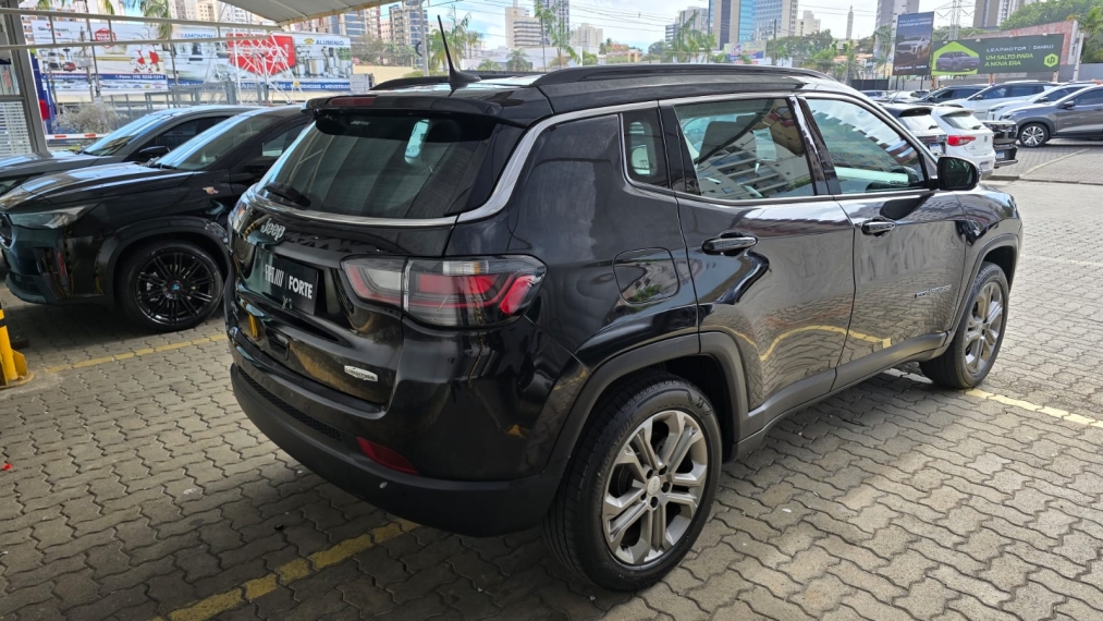 jeep compass 1.3 t270 turbo flex longitude at6 4p automatico 202313