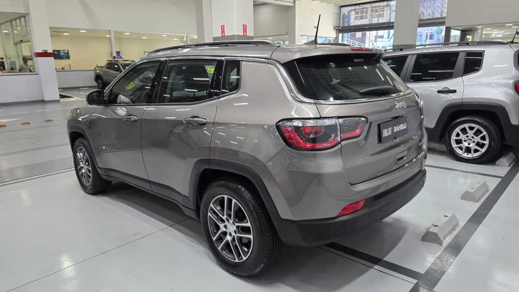 jeep compass 2.0 16v flex sport automatico 4p 202015