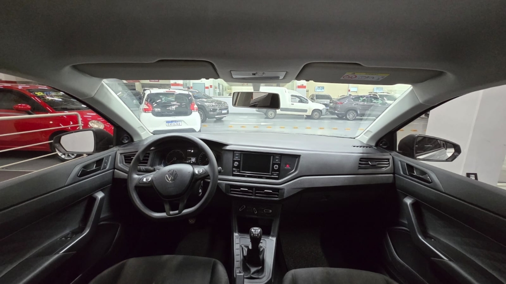 volkswagen polo 1.0 mpi track manual flex 4p automatico 202410