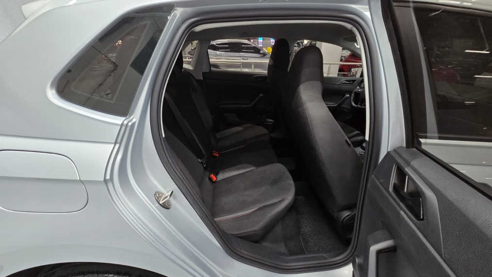 volkswagen polo 1.0 mpi track manual flex 4p automatico 202411