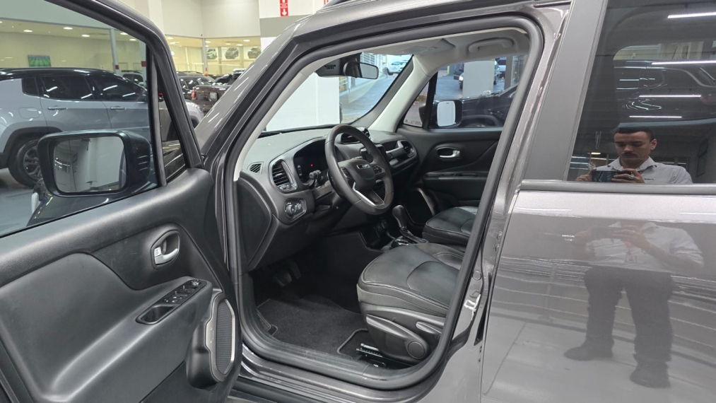 jeep renegade 1.3 t270 turbo flex longitude at6 4p automatico 20226