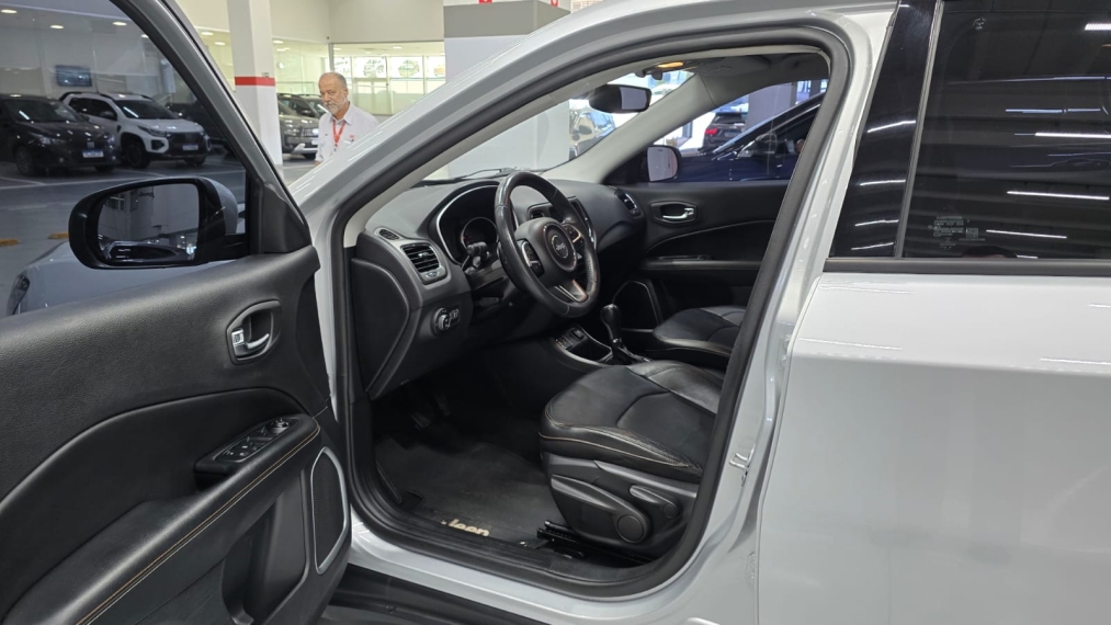 jeep compass 2.0 16v flex longitude automatico 4p 20186