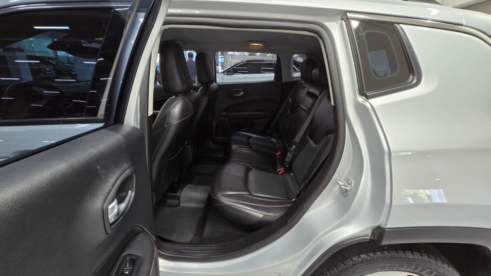 jeep compass 2.0 16v flex longitude automatico 4p 201812