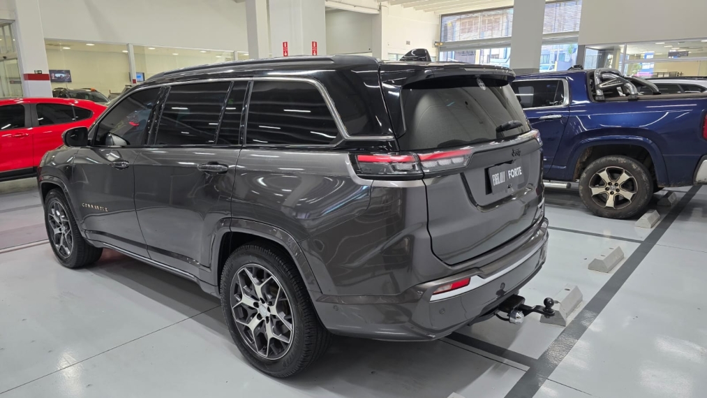 jeep commander 1.3 t270 turbo flex overland at6 4p automatico 202218