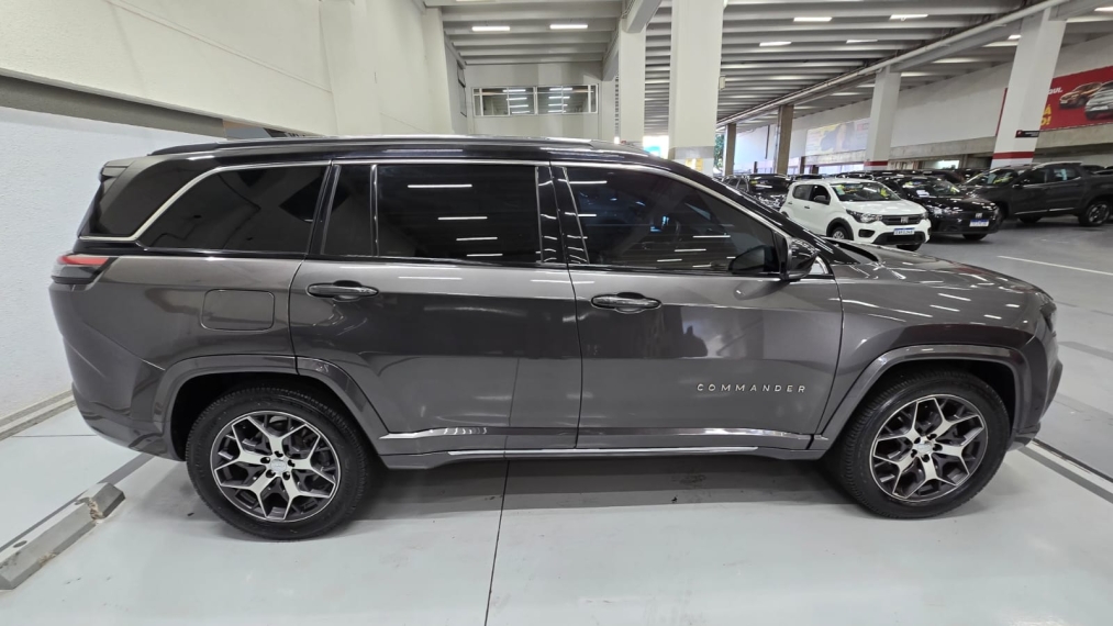 jeep commander 1.3 t270 turbo flex overland at6 4p automatico 20224