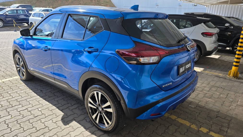nissan kicks 1.6 16v flexstart advance xtronic flex 4p automatico 202215