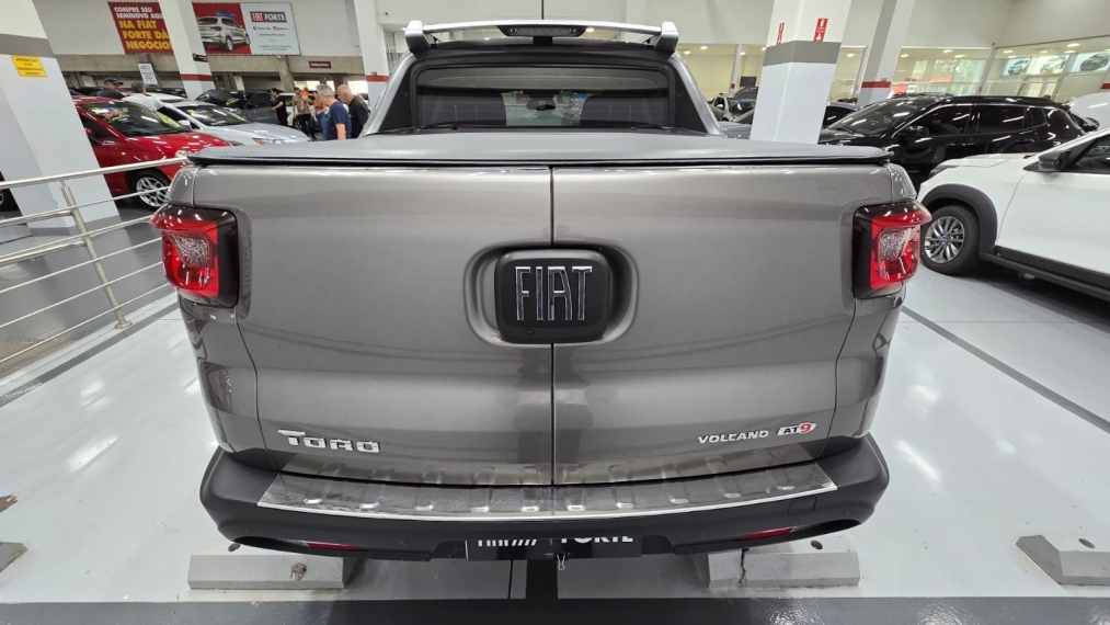 fiat toro 2.4 16v multiair flex volcano at9 diesel 4p automatico 202015