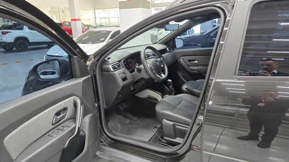 renault duster 1.3 tce flex iconic x-tronic 4p automatico 20246