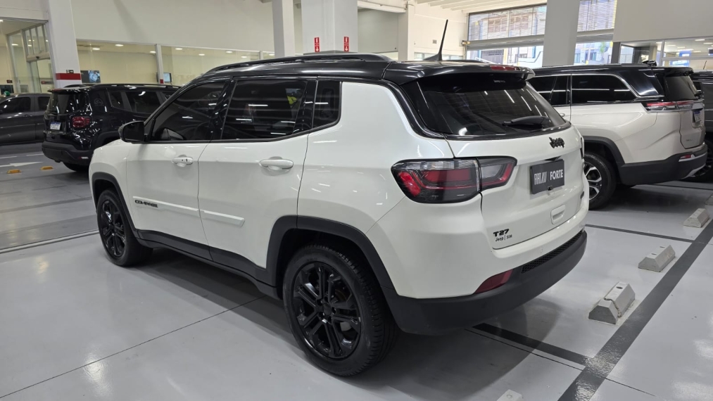jeep compass 1.3 t270 turbo flex longitude at6 4p automatico 202315