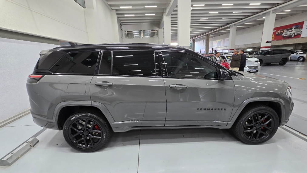 jeep commander 2.0 hurricane 4 turbo gasolina blackhawk at9 4p automatico 20254