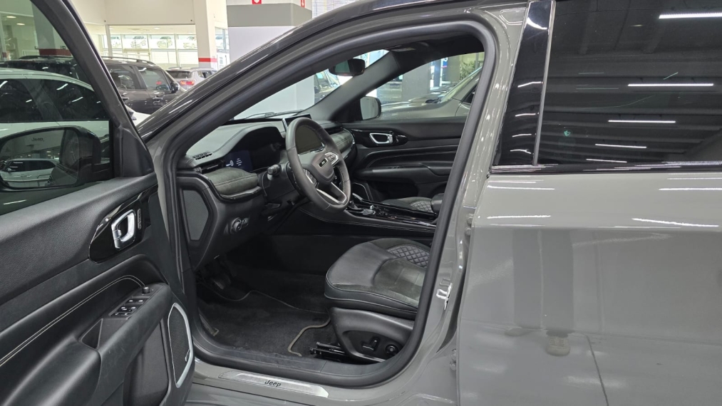 jeep commander 2.0 hurricane 4 turbo gasolina blackhawk at9 4p automatico 20256