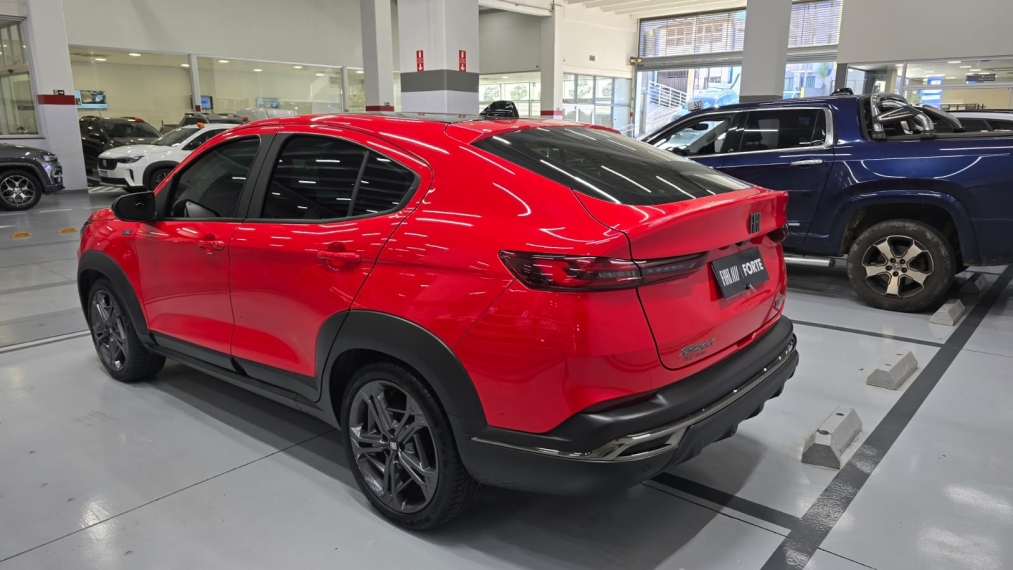 fiat fastback 1.3 turbo 270 flex limited edition at6 4p automatico 202315