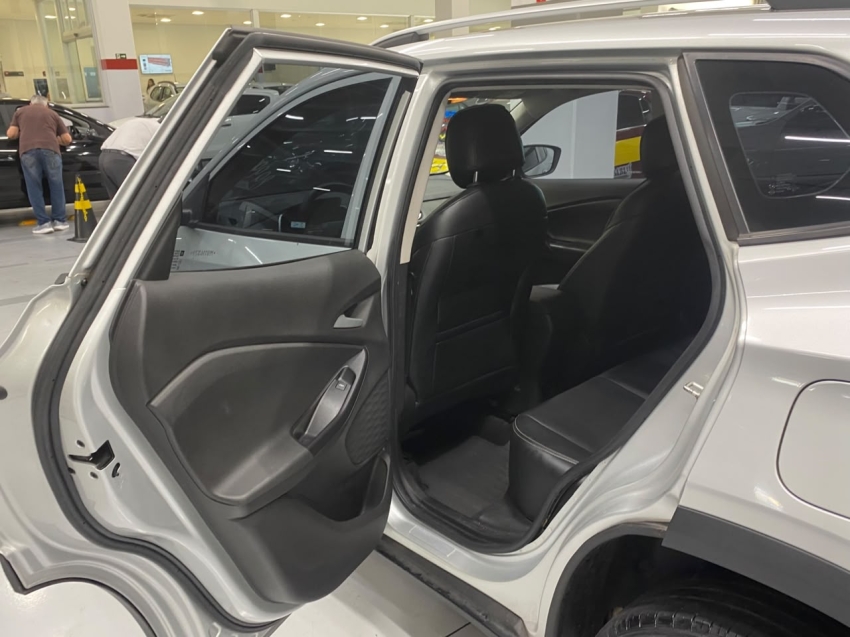 chevrolet tracker 1.0 turbo flex automatico 4p 202112