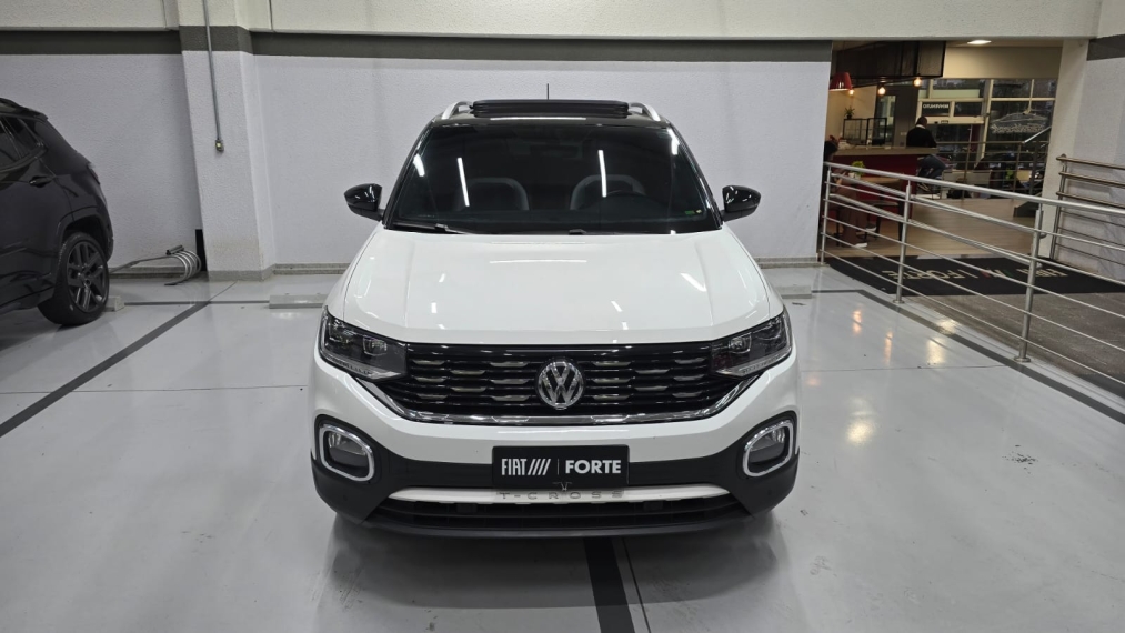 volkswagen t-cross 1.4 250 tsi total flex highline automatico 4p 20212