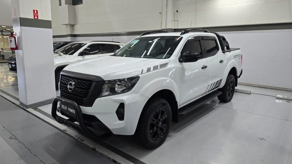 nissan frontier 2.3 16v turbo diesel attack cd 4x4 automatico 4p 20241