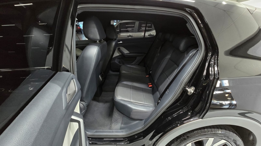 volkswagen t-cross 1.4 250 tsi total flex highline automatico 4p 202312