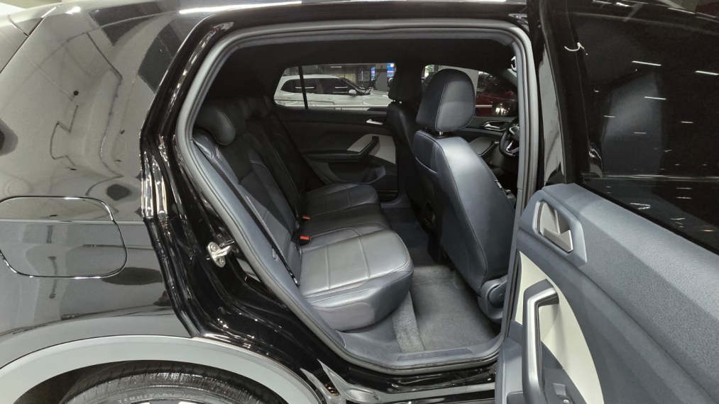 volkswagen t-cross 1.4 250 tsi total flex highline automatico 4p 202311
