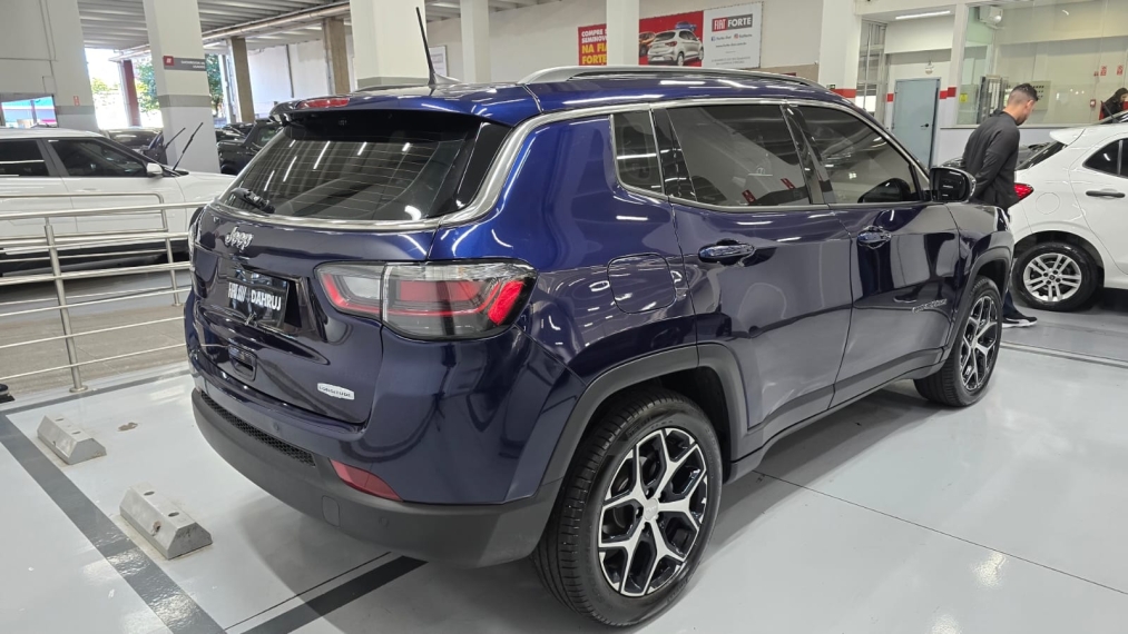 jeep compass 1.3 t270 turbo flex longitude at6 4p automatico 202513