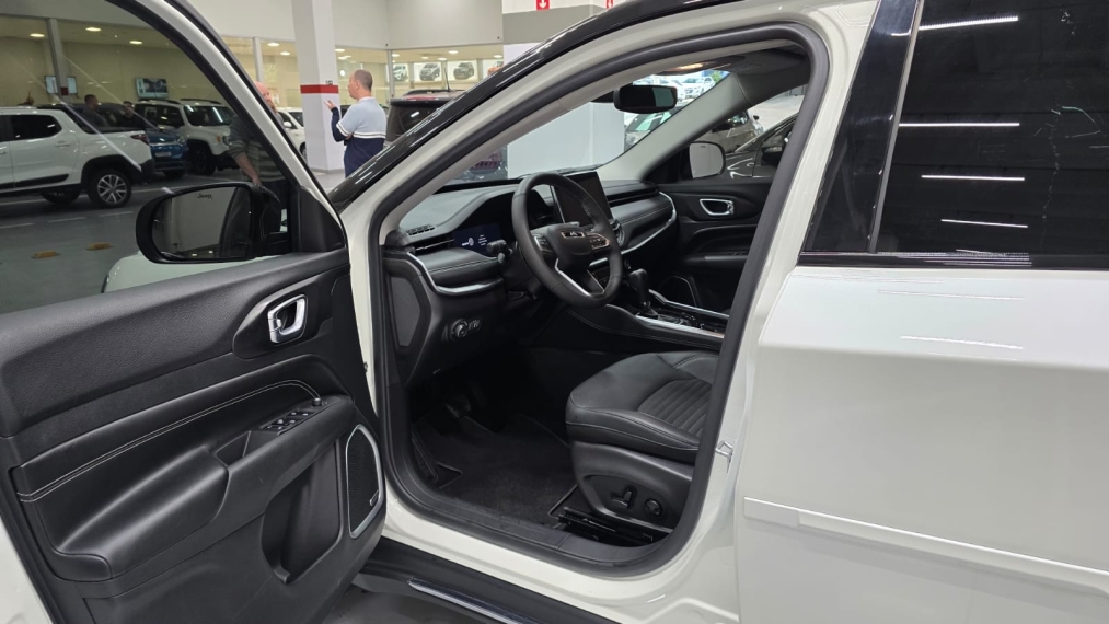 jeep commander 1.3 t270 turbo flex longitude at6 4p automatico 20256