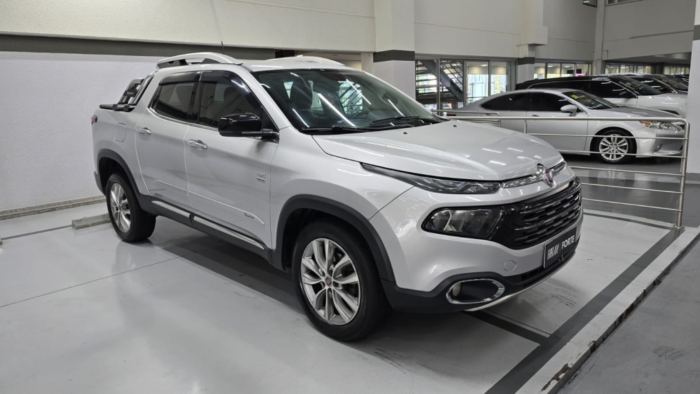 fiat toro 2.0 16v turbo diesel volcano 4wd at9 4p automatico 20193