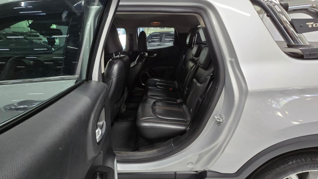 fiat toro 2.0 16v turbo diesel volcano 4wd at9 4p automatico 201912