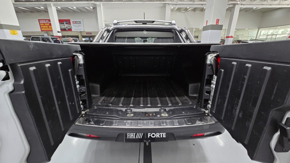 fiat toro 2.0 16v turbo diesel volcano 4wd at9 4p automatico 201916