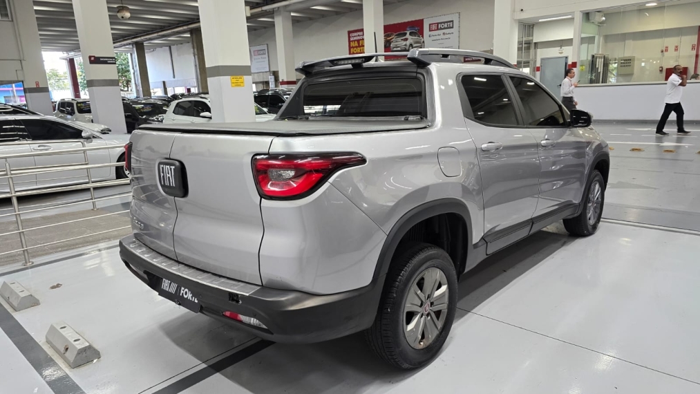 fiat toro 1.8 16v evo flex freedom at6 4p automatico 202013