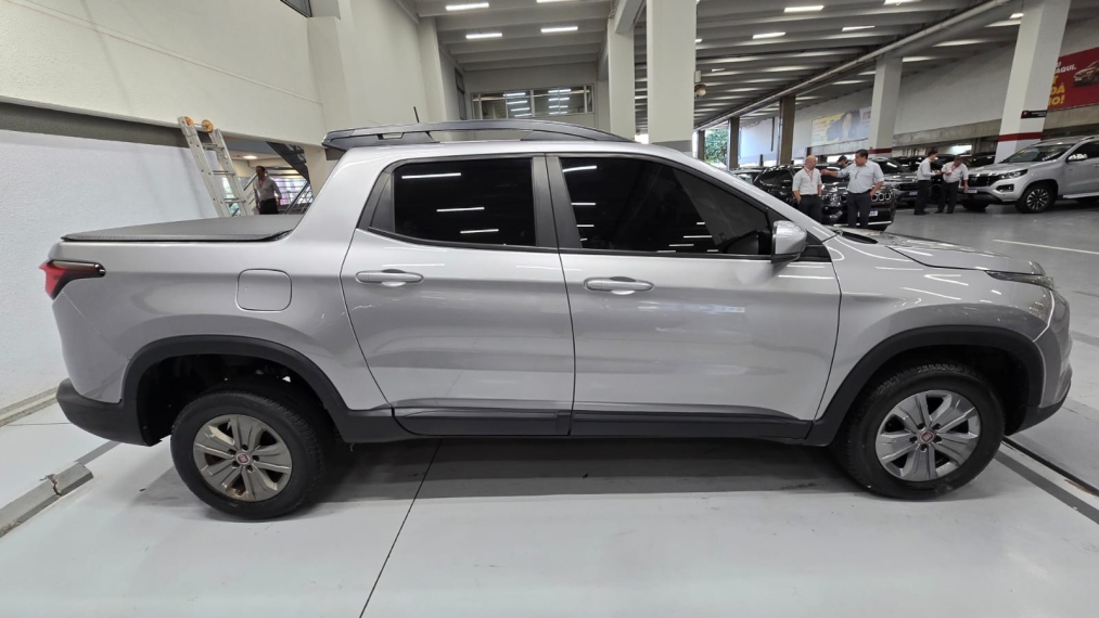 fiat toro 1.8 16v evo flex freedom at6 4p automatico 20204