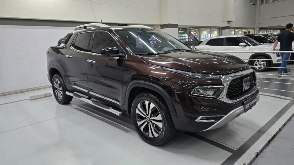 fiat toro 1.3 turbo 270 flex volcano at6 4p automatico 20223