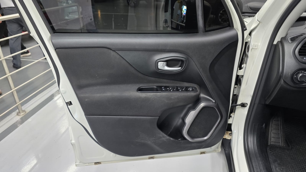 jeep renegade 1.3 t270 turbo flex longitude at6 4p automatico 20259