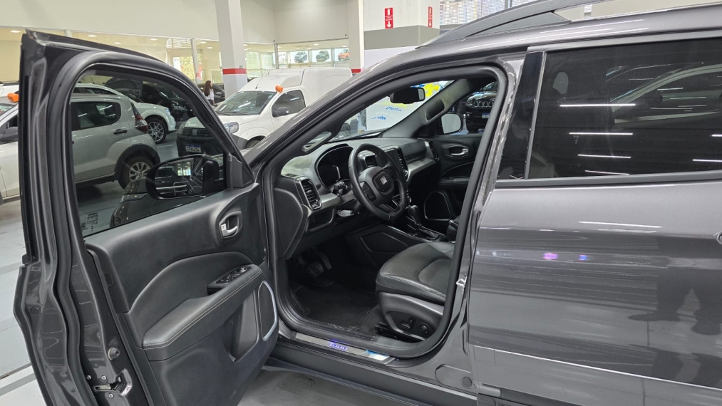 fiat toro 1.3 turbo 270 flex volcano at6 4p automatico 20246