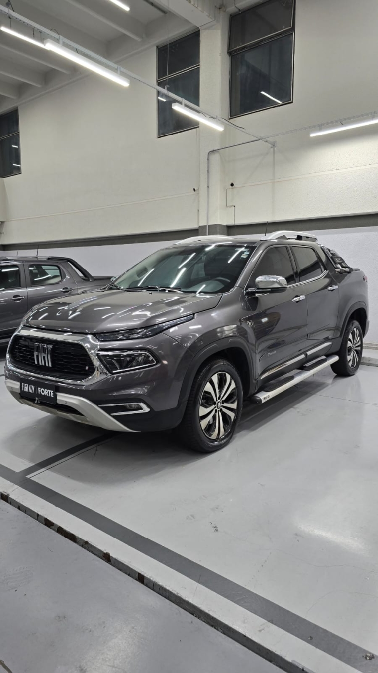 fiat toro 1.3 turbo 270 flex volcano at6 4p automatico 20250