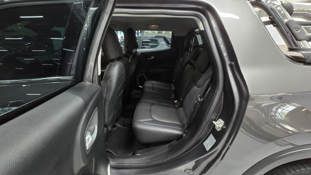 fiat toro 1.3 turbo 270 flex volcano at6 4p automatico 202512